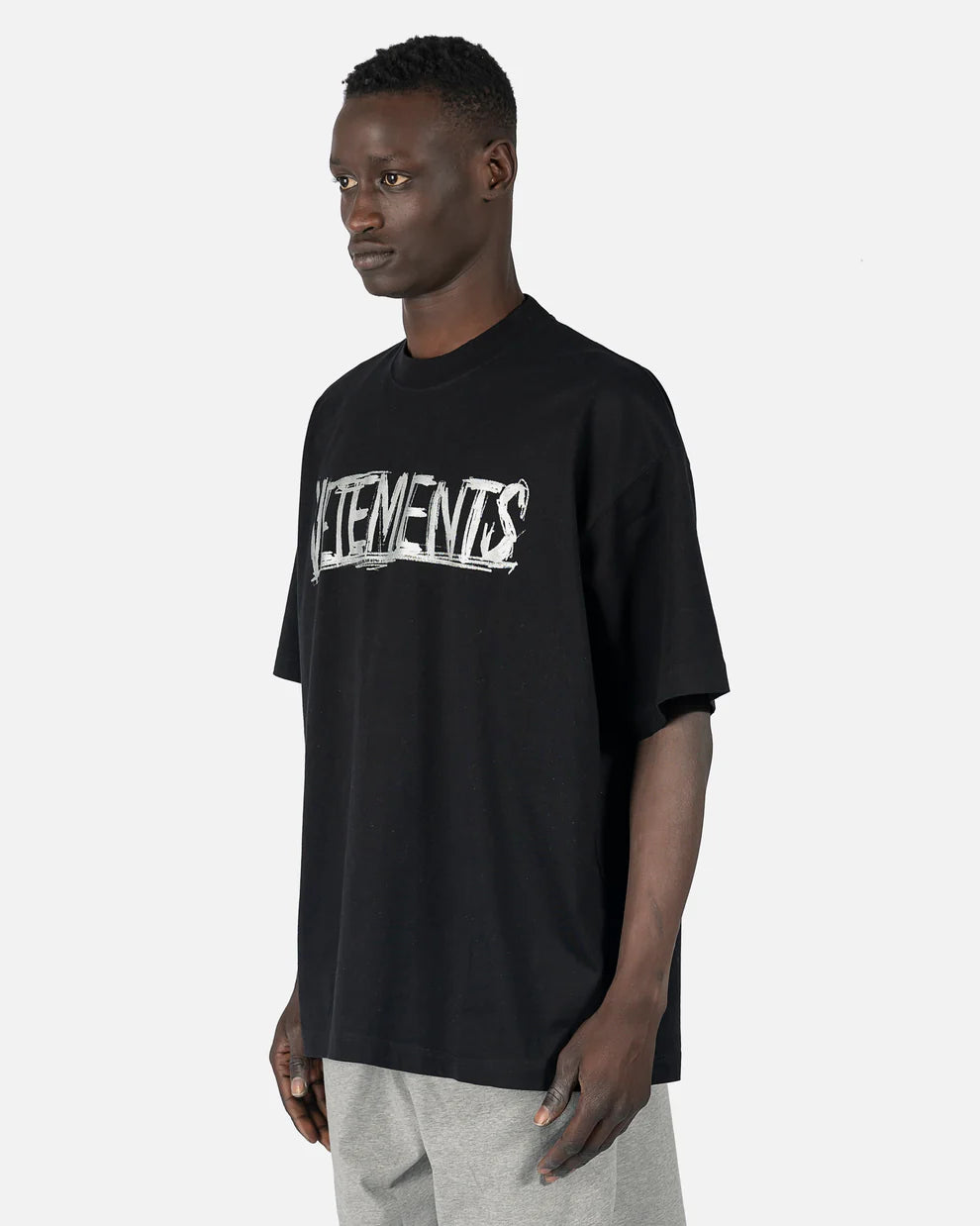 VETEMENTS World Tour T-Shirt in Black