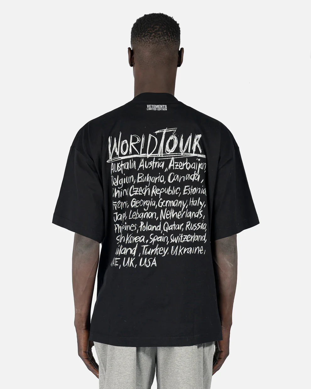 VETEMENTS World Tour T-Shirt in Black